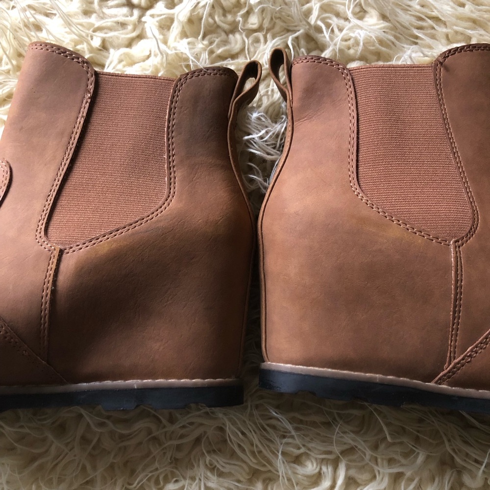 Universal Thread Wedge Ankle Boot - image 5